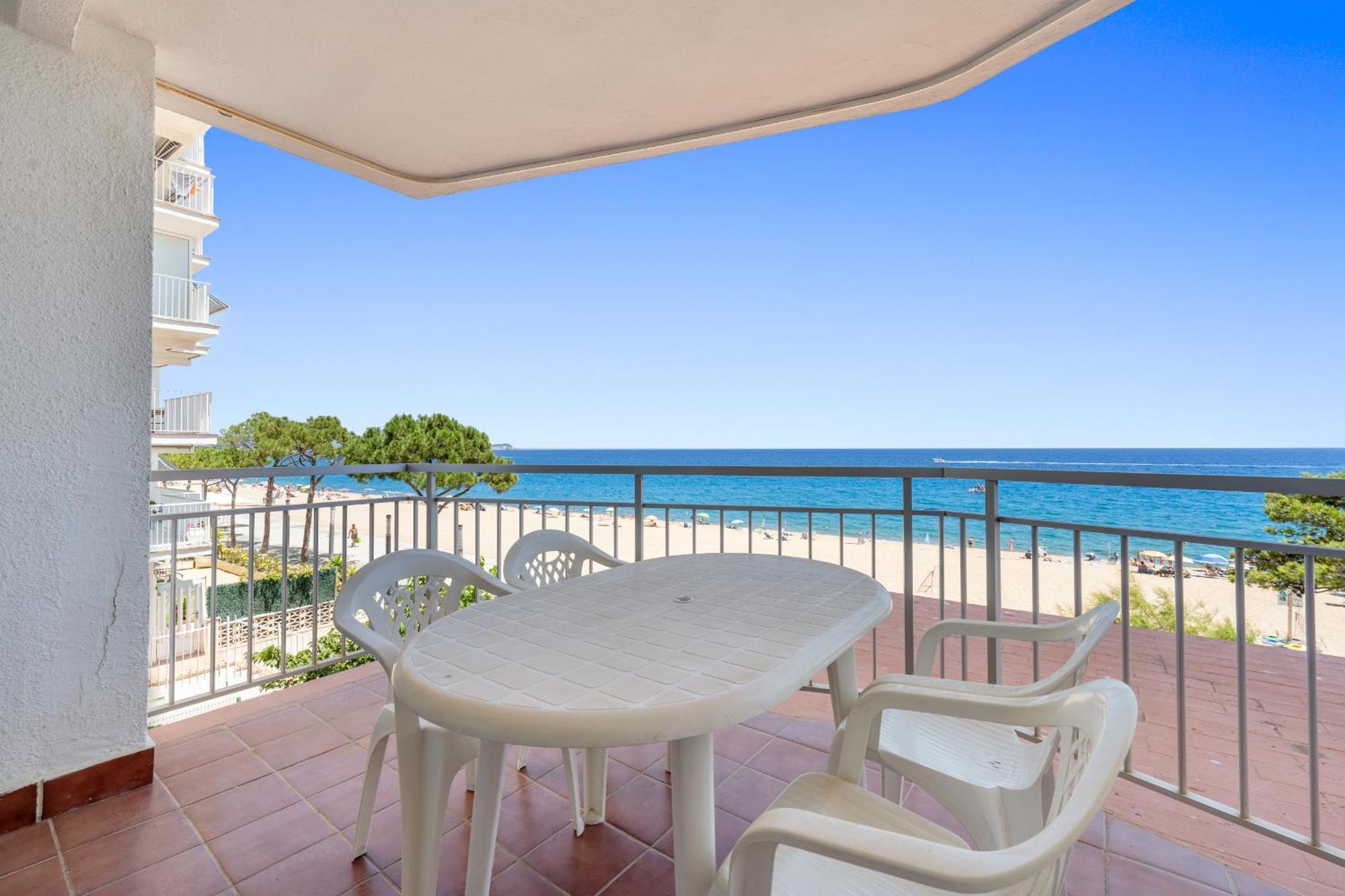 Hauzify I Apartament Cannes Castell-Castell-Platja d'Aro Buitenkant foto